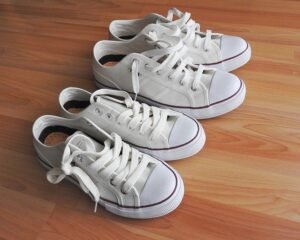 sneakers putih