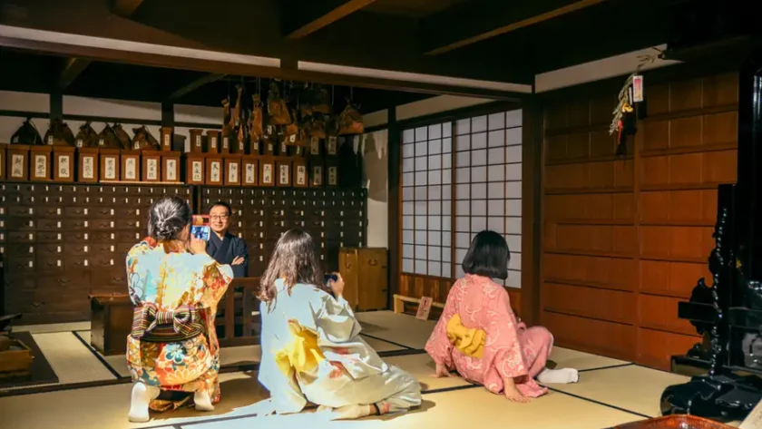 acara formal dengan kimono