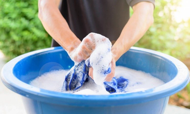 Cara Mencuci Pakaian Berdasarkan Jenis Bahan