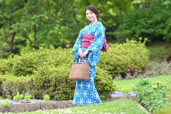 Cara Memakai Kimono: